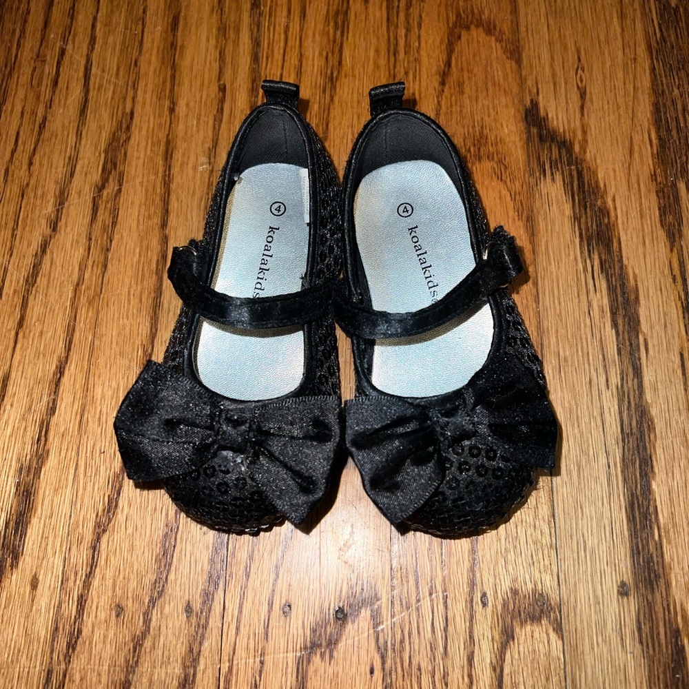 Koala Kids Baby Girl Dress Shoes, Size 4